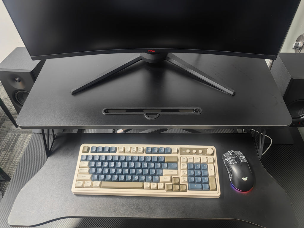 Anthony & Home 32-inch aluminum desk converter with dual monitor tray, adjustable height and sturdy workspace for dual screens.