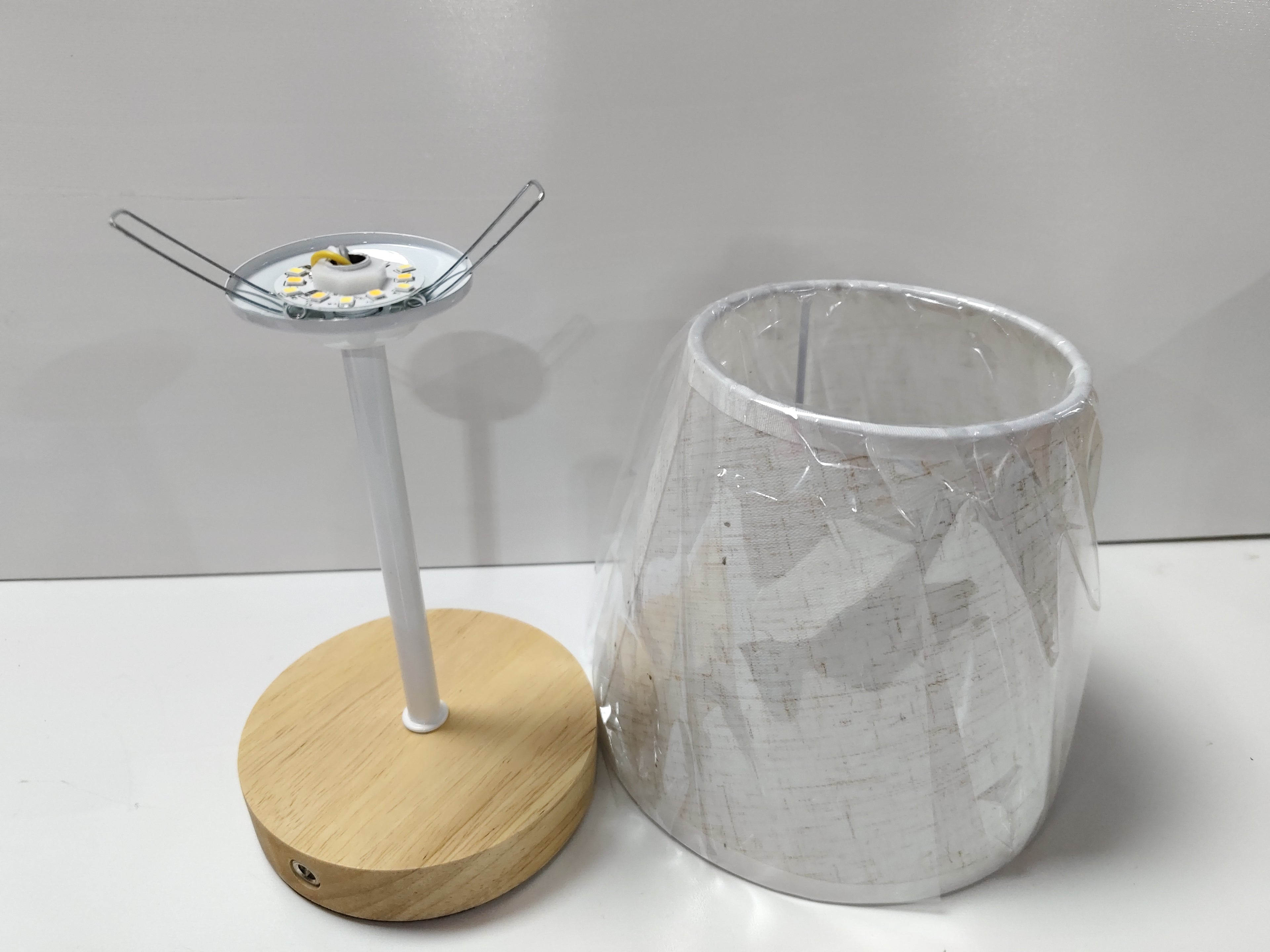 Solid Wood Bedside Table Lamp With Fabric Iron Finish
