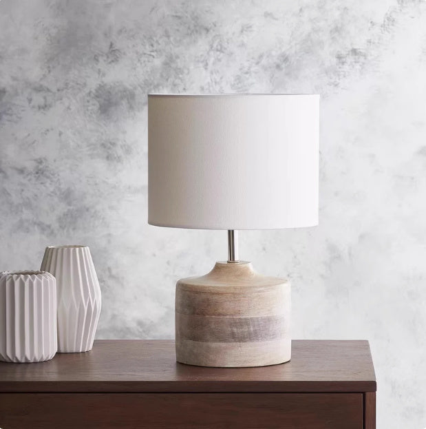 Retro Solid Wood Table Lamp For Home Decor Minimalist Style