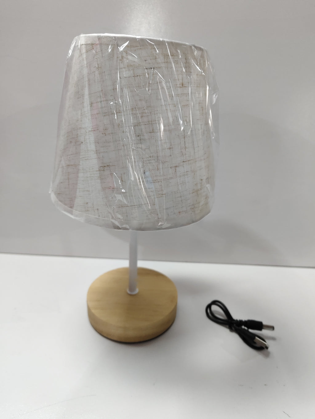 Solid Wood Bedside Table Lamp With Fabric Iron Finish