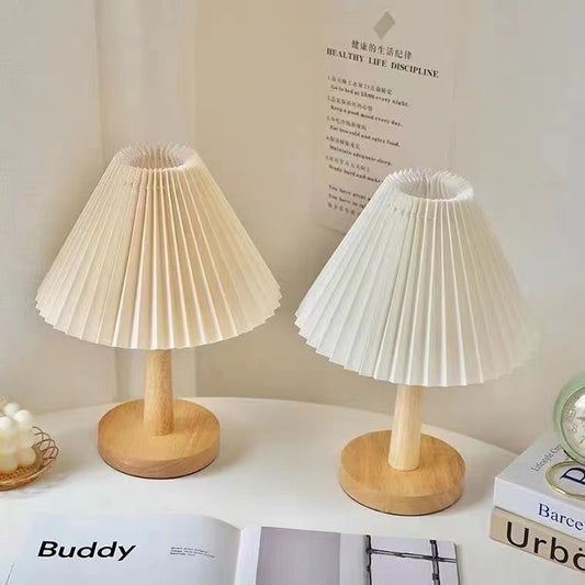 Simple Solid Wood Bedside Table Lamp With Pleated Shade USB