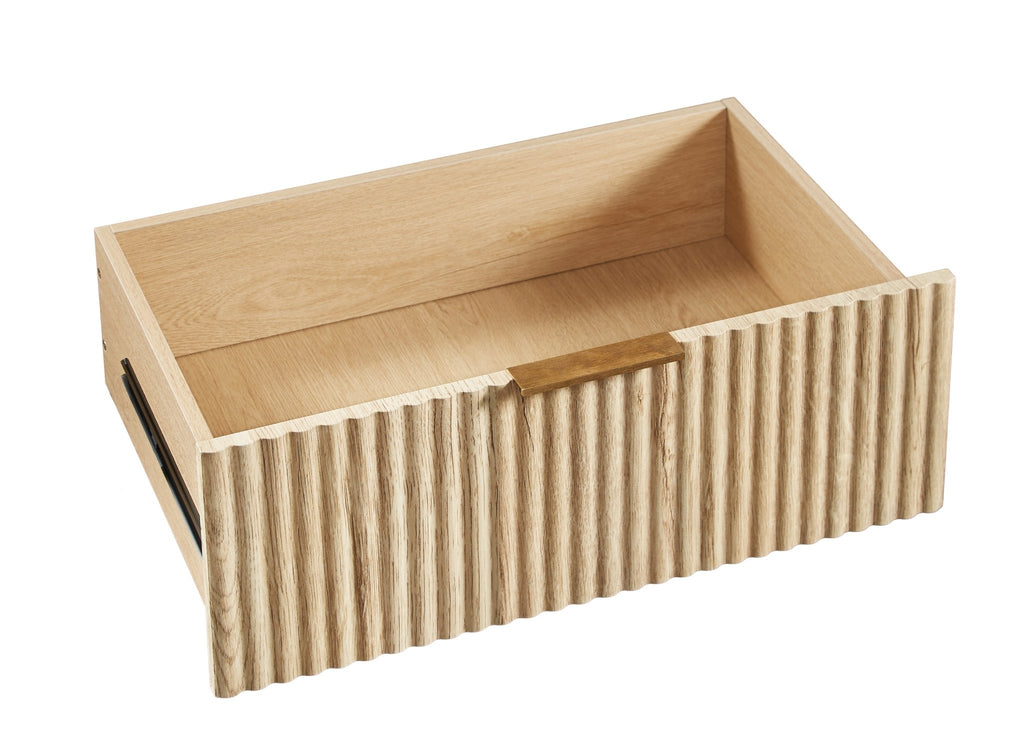 Anthony & Home Drasser Oak Dresser Set with three drawers, two-piece design, showcasing natural oak finish and modern style.