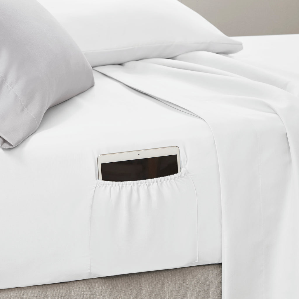 Anthony & Home Signature Leaf Print Polyester Queen Comforter Set with a detailed leaf pattern on a soft bedding ensemble.
