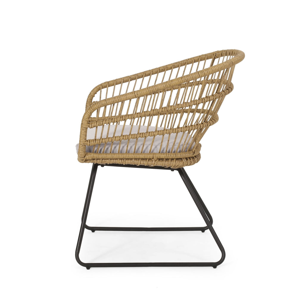 Anthony & Home Terry outdoor chair set in PE rattan with cushions, premium limited edition for stylish outdoor lounging