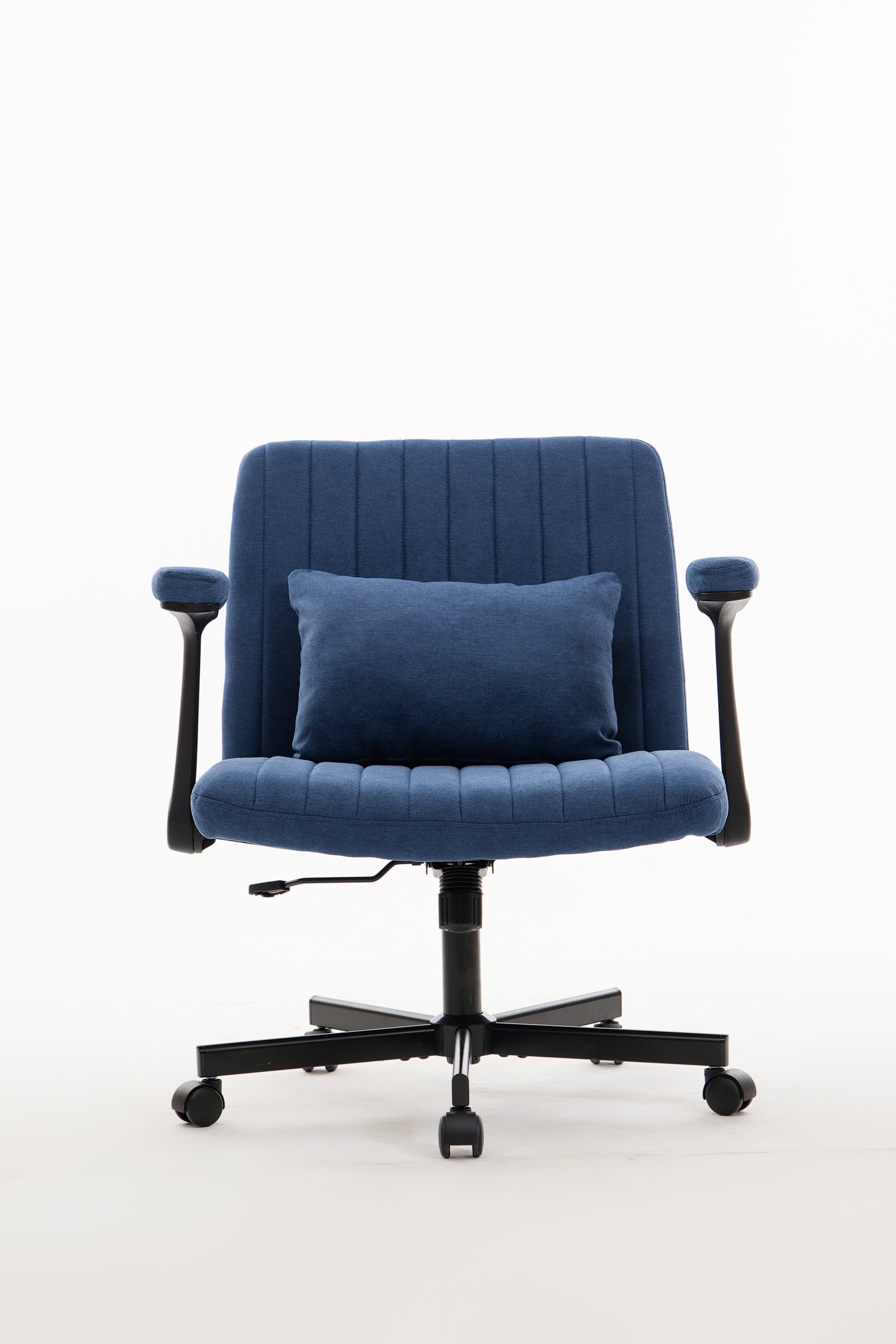 Anthony & Home Atelier velvet office chair with crisscross armrests, featuring plush upholstery and modern ergonomic design.